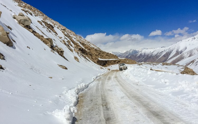 Visit Khardungla with ladakh b2b