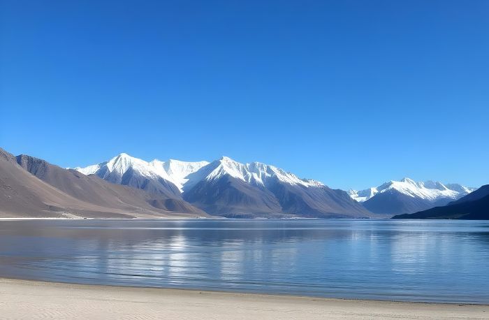 Visit Pangong Lake with ladakh b2b